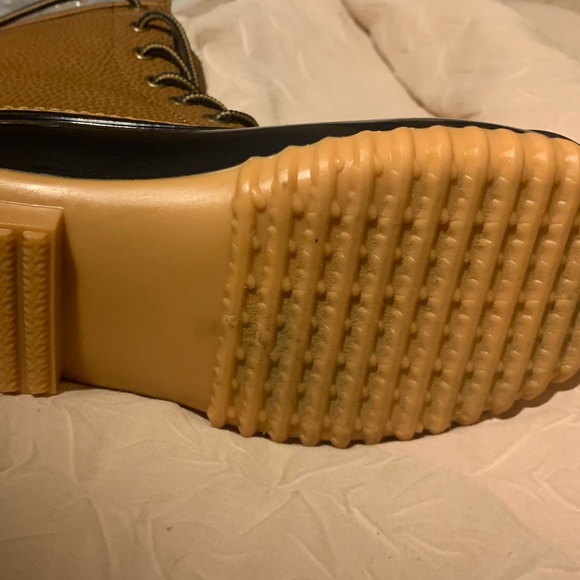 Rain boots - Picture 2 of 5